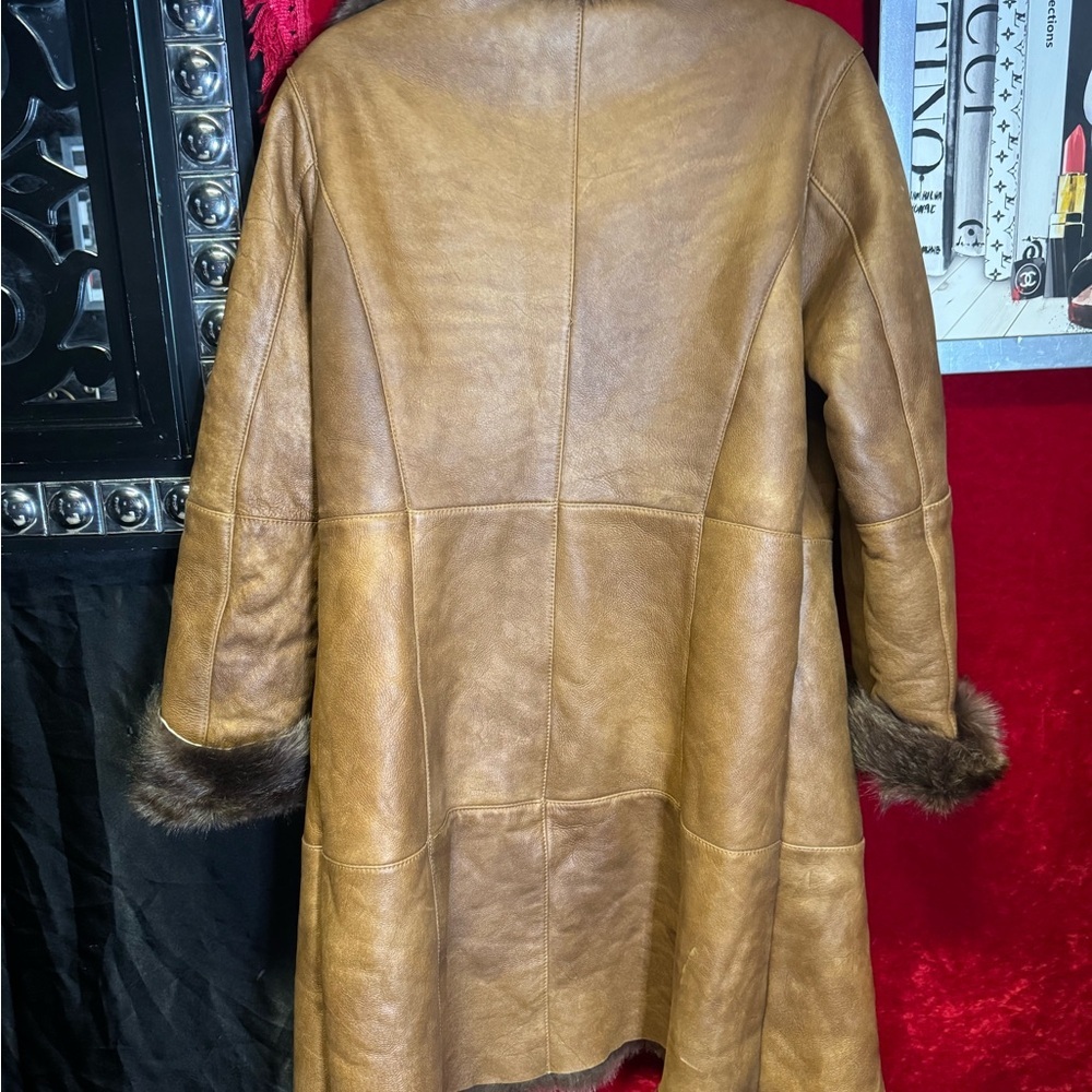 One of A Kind Handmade Shearling Leather Gorgeous Coat - Picture 5 of 10